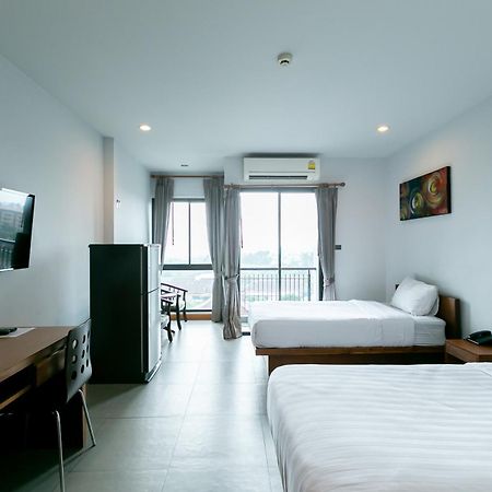 Farthai Residence Phan Thong Exterior foto